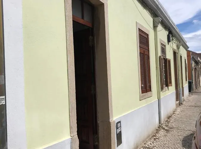 Beato Typical House ליסבון