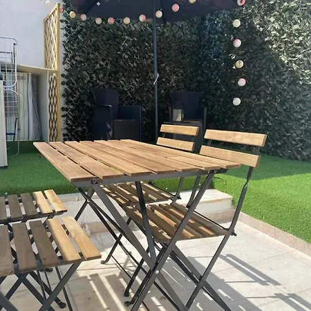 Beato Typical House דירה ליסבון